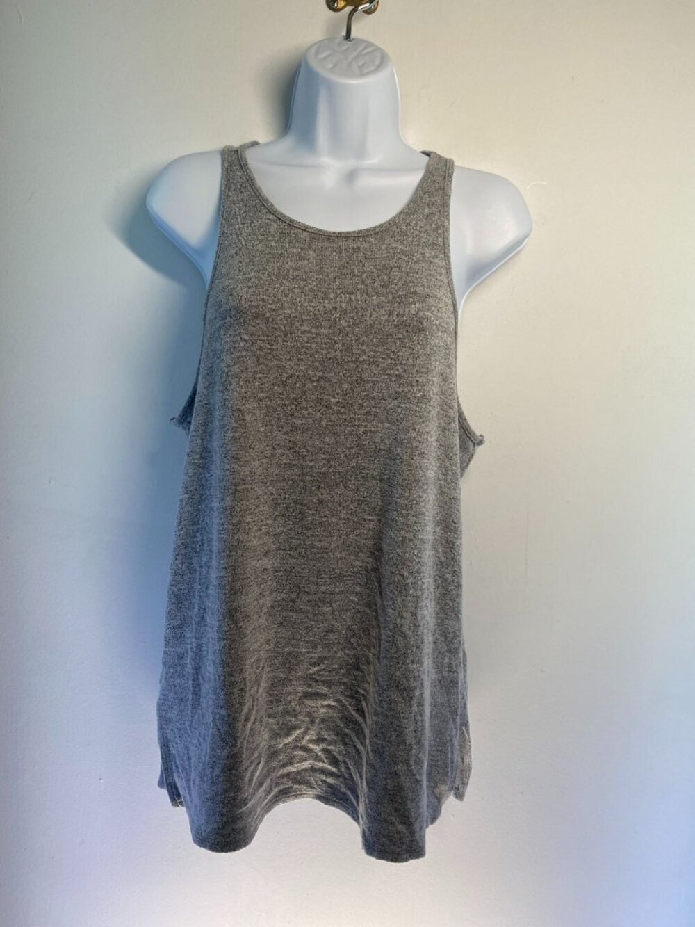 Gap Medium Gray Racerback Tank Top Womens M Polyester Blend